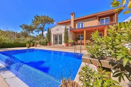 Mavi Βίλα Καλκάν